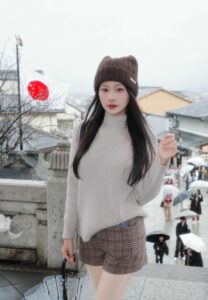 Noona-019-Lovely