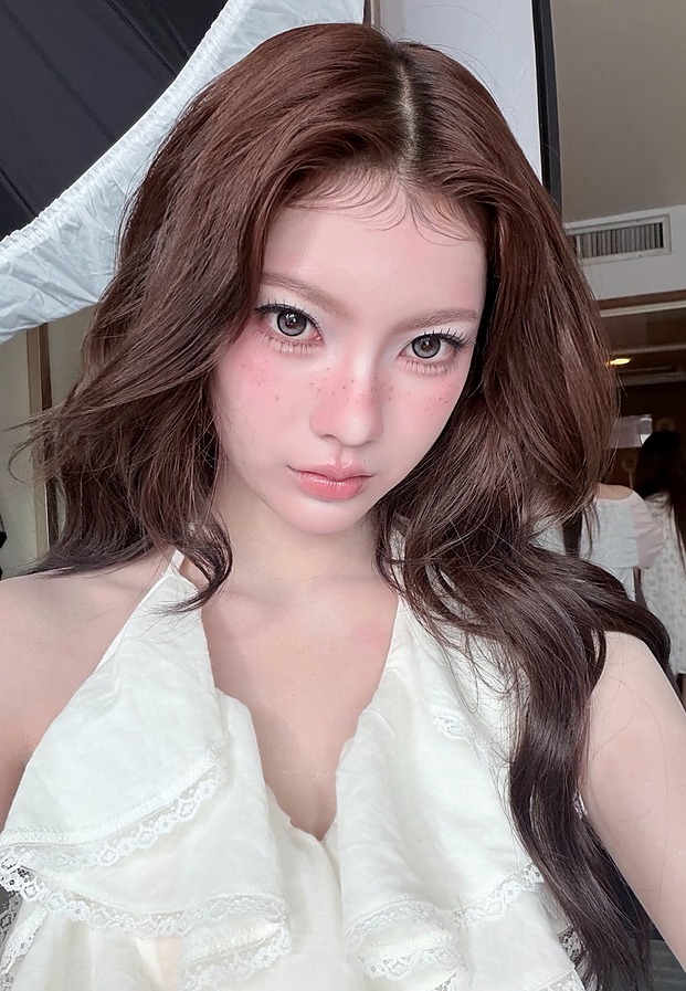 Punch Puntita กับลุคเมกอัพสดใส